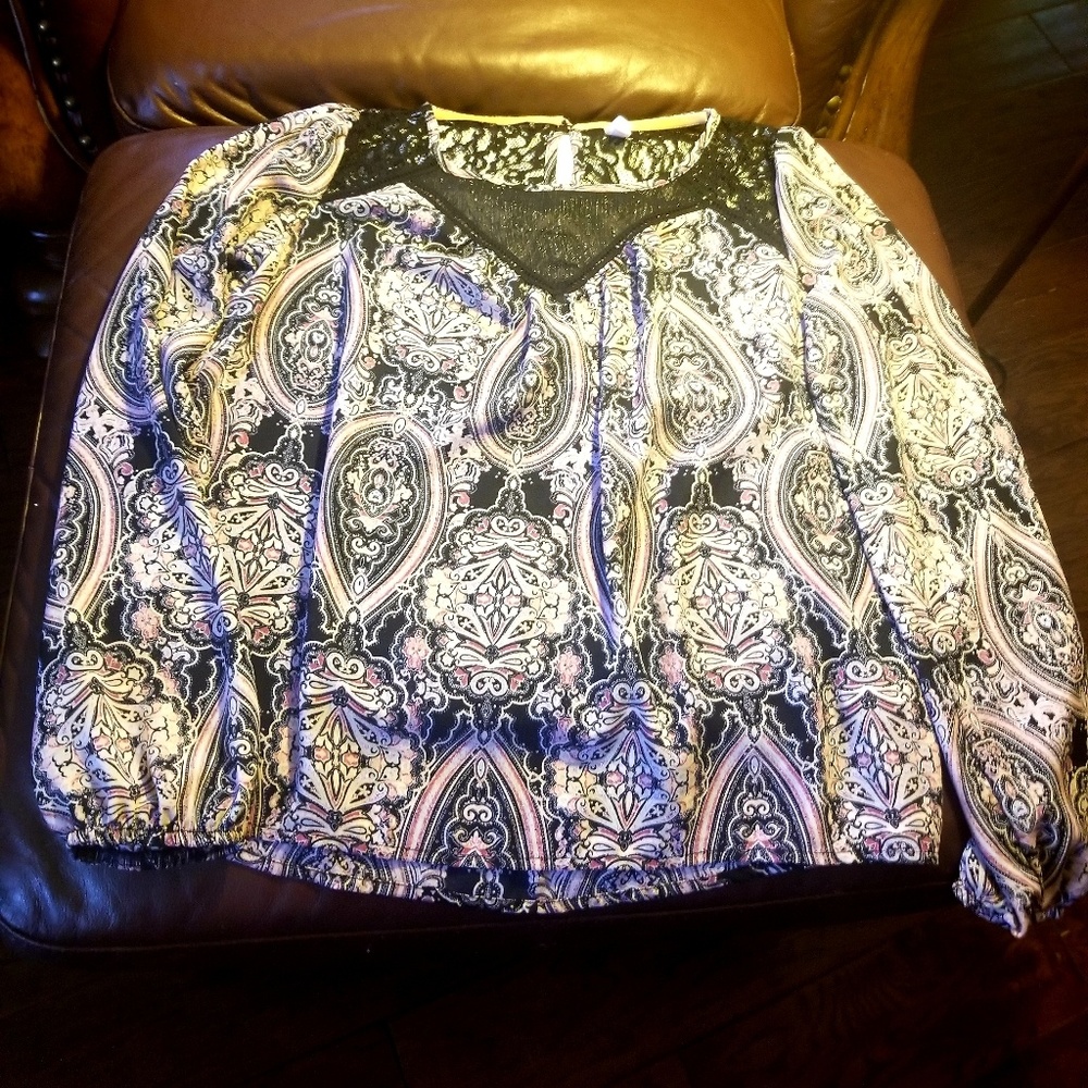 Lace front/back top printed top